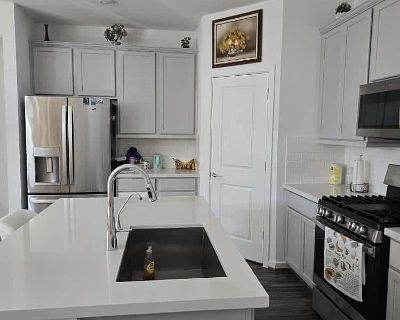 7122 Clearwater Cove Dr. Welcome home to the Cello at Mason Woods. This inviting two-story plan features a welcoming front porch, 4 bedrooms, 2.5 baths, and an open concept living area. The island kitchen opens to the dining space and the great room, while a private owner's suite offers a spacious walk-in closet and a large shower. Upstairs, you'll find three more bedrooms, a full bath, and a c...