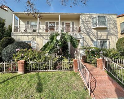 2 Bedroom 1BA 1300 ft Townhouse For Rent in Beverly Hills, CA