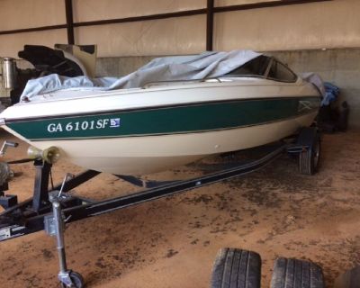 1999 Stingray 200LX Boat