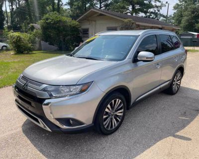 2019 Mitsubishi Outlander SEL Sport Utility 4D