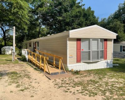 3 Bedroom 2BA 1216 ft Mobile Home For Sale in Crestview, FL