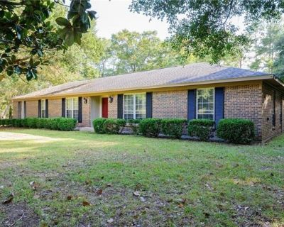 Robert Jefferson Dr S, Theodore, Home For Sale