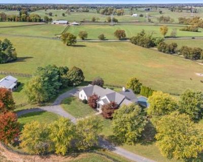 4 Bedroom 5BA 6319 ft Furnished Apartment For Rent in Woodford County, KY