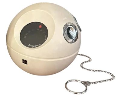 1970s Panasonic Transistor Radio R70