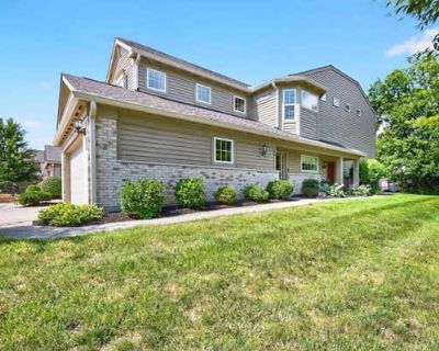 2 Bedroom 2BA 1990 ft Condominium For Sale in MASON, OH