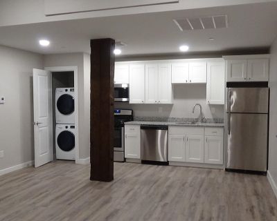 2 Bedroom 1BA 747 ft Apartment For Rent in Manchester, NH