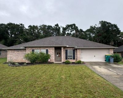 Moore Loop, Crestview, Home For Rent