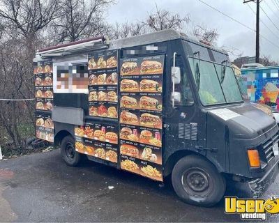 Low Mileage - 2002 Chevrolet P30 Food Truck with Pro-Fire Suppression