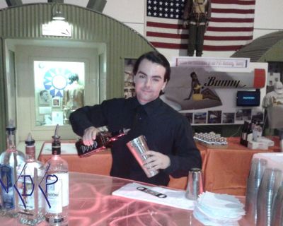 San Luis Obispo Bartenders and Waiters for Hire!! 866.504.8086
