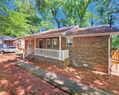 3 Bedroom 2BA 1204 ft House For Rent in Monroe, GA