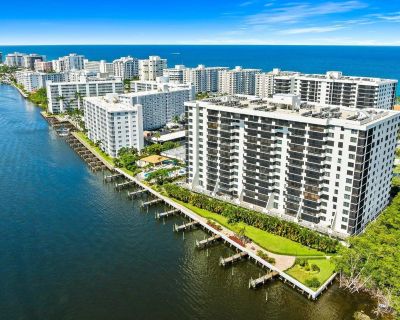 S Ocean Boulevard. RESORT STYLE, BEACH LIVING ! THIS IS ONE OF THE FINEST LIVING EXPERIENCES YOU COULD EVER HAVE IN LIFE. THIS SPACIOUS 2/2 IS ADJACENT TO THE OCEAN, WITH AN ACTIVE CLUB ON THE SAND, POOL, HOT TUB, ENTERTAINMENT AREA, FULL GYM, STAFF, AND DINING AREAS INSIDE AND OUT. THERE IS ALSO A POOL, HOT TUB AND MORE ON THE INTRACOASTAL. THE CORONADO HAS SECURITY, GARAGE PARKING, LOADS OF G...