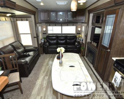 2016 Grand Design Solitude 321RL