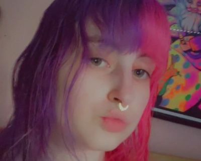 Sera - Needs an Apartment on iROOMit or a Room