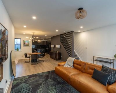 4 Bedroom 3BA 2600 ft Apartment For Rent in Philadelphia, PA