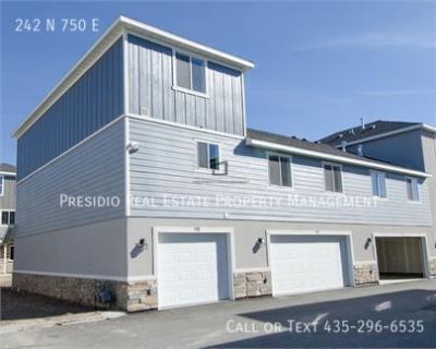 3 Bedroom 2BA 1599 ft Apartment For Rent in Vineyard, UT