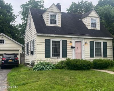 2 Bedroom 1BA 1150 ft Single Family House For Sale in Glens Falls, NY