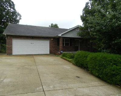 3 Bedroom 2.5BA 0 ft Pet-Friendly House For Rent in Pulaski County, MO