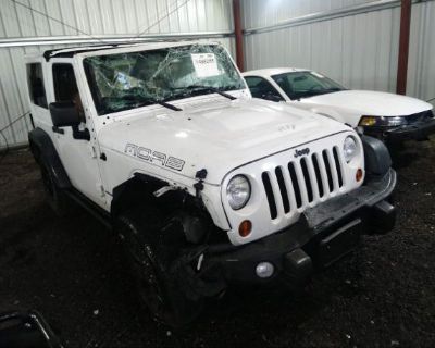 Salvage White 2013 Jeep Wrangler