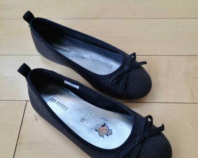 Joe Fresh Black Ballet Flats With Bow Detailing