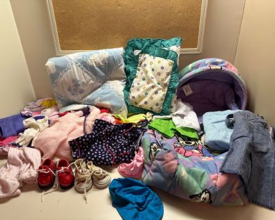 Baby and doll clothing lot