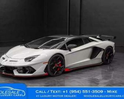 2017 Lamborghini Aventador