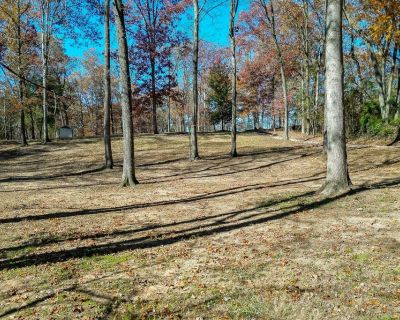 Lots and Land For Sale in Hoschton, GA
