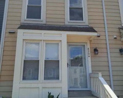3 Bedroom 3BA 1104 ft House For Rent in Franconia, VA