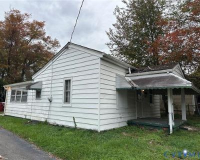 2 Bedroom 1BA 885 ft Single Family Home For Sale in PETERSBURG, VA
