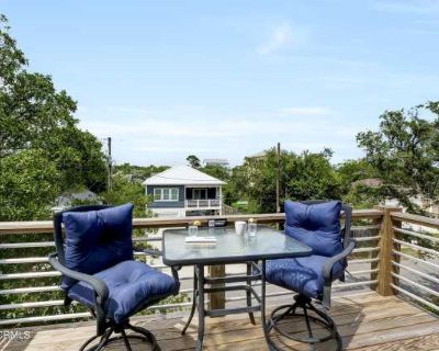 4 Bedroom 3BA 0 ft Furnished Apartment For Rent in Carolina Beach, NC