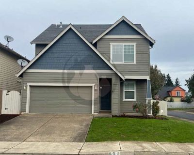 4 Bedroom 2.5BA 1844 ft Pet-Friendly Apartment For Rent in Keizer, OR