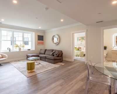 3 Bedroom 2BA 1245 ft Apartment For Rent in Dover, MA
