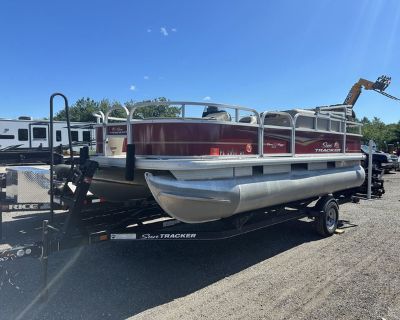 2020 Sun Tracker Bass Buggy 18DLX Boat W/75 HP Mercury Outboard & T