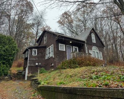 3 Bedroom 2BA 1522 ft House For Rent in Norwich, CT