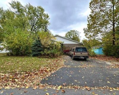 3 Bedroom 1.5BA House For Sale in Fort Wayne, IN
