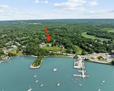 4 Bedroom 4BA 3968 ft Single Family Home For Sale in HINGHAM, MA