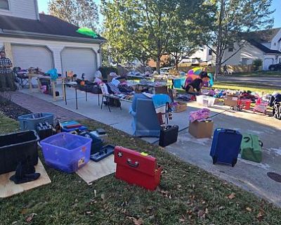 YARD SALE totally random