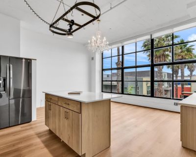 1 Bedroom 1BA 1081 ft Condo For Rent in Emeryville, CA