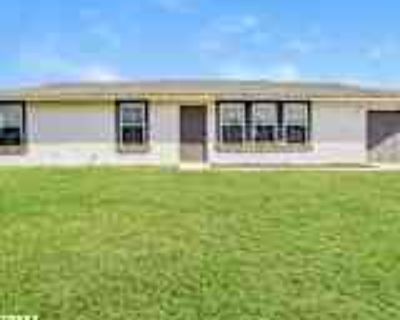 3 Bedroom 2BA 1150 ft² House For Rent in Cape Coral, FL 1105 N E 12Th St