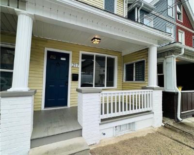 3 Bedroom 1BA 1170 ft Single Family House For Sale in Lansford, PA