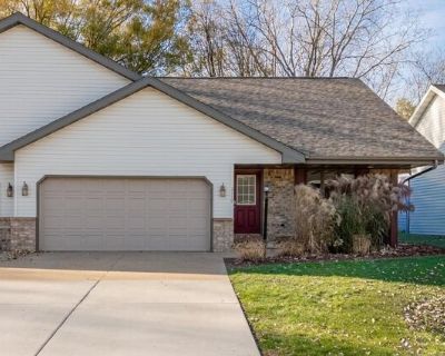 Cloudview Ct, Appleton, Condo For Sale