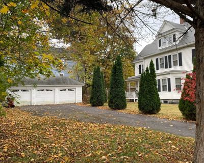 5 Bedroom 1BA 2454 ft Single Family House For Sale in Lowell, MA