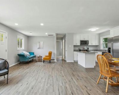 3 Bedroom 2BA 1200 ft Single Family Home For Sale in Hampton, VA