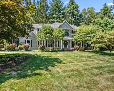 4 Bedroom 4BA 3582 ft Single Family House For Sale in Avon, CT