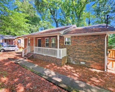 3 Bedroom 2BA 1204 ft Pet-Friendly House For Rent in Monroe, GA