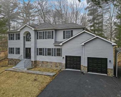 5 Bedroom 4BA 2800 ft Apartment For Rent in Monroe County, PA