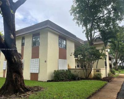 1 Bedroom 2BA 790 ft Apartment For Rent in Margate, FL