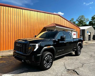 2024 GMC Sierra 2500HD Denali Ultimate Crew Cab 4WD
