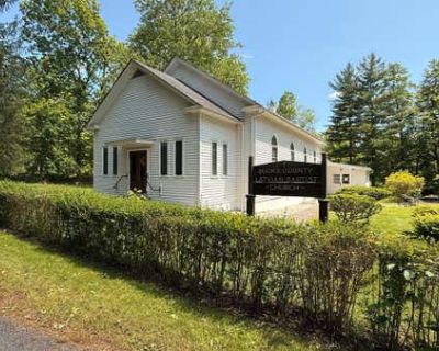 2BA Single Family Home For Sale in QUAKERTOWN, PA
