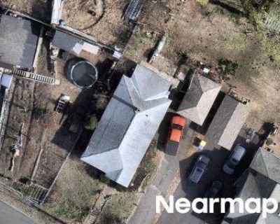 2 Bed 1 Bath Preforeclosure Property in Waterbury, CT 06706 - Kelsey St