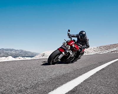 2025 Triumph Rocket 3 R